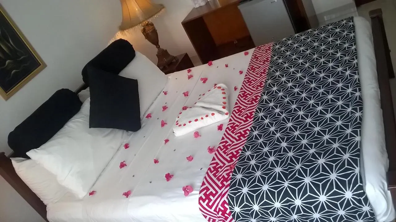 Anna Shanthi Villa Kandy Pensión