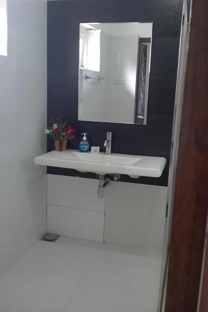 Gasthuis Anna Shanthi Villa Kandy