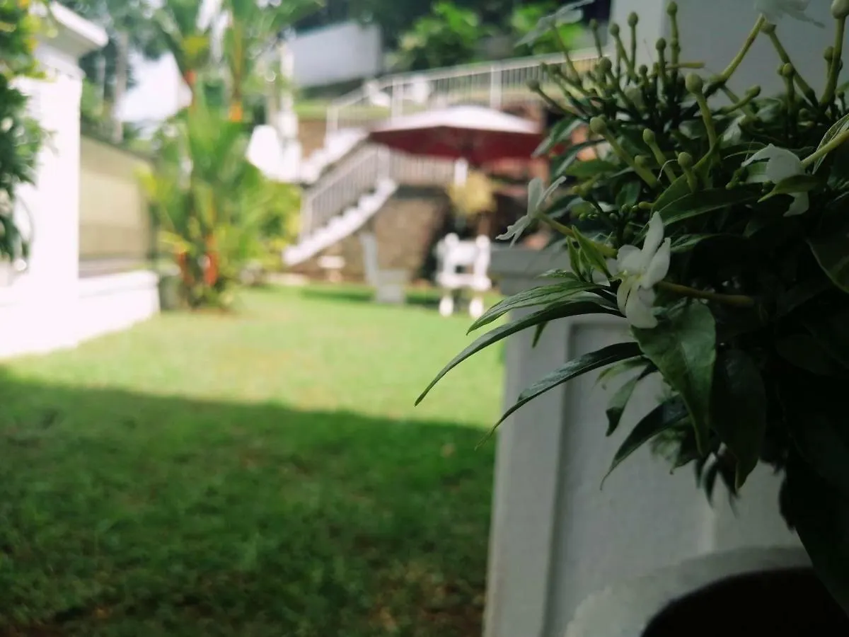 Anna Shanthi Villa Kandy